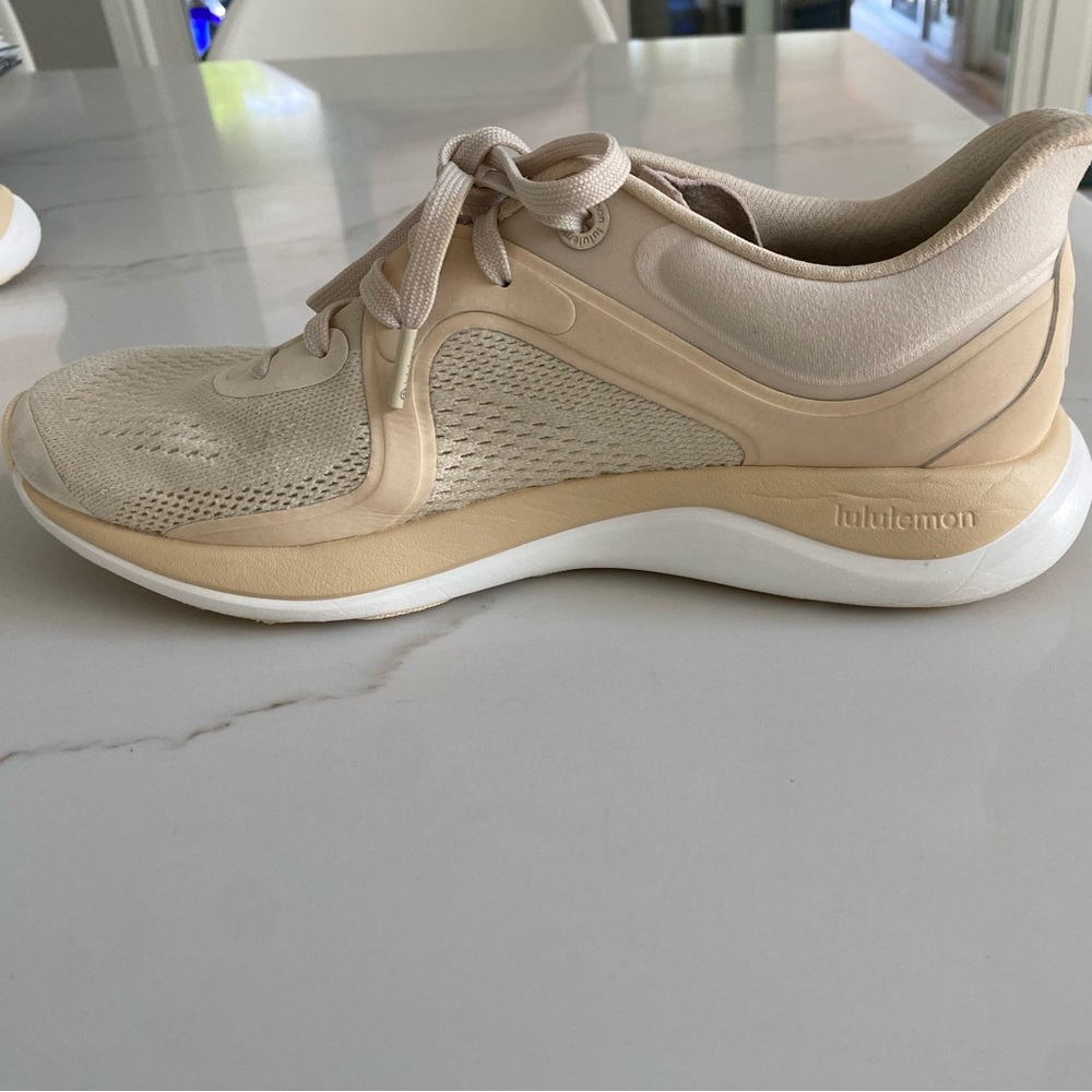 Chargefeel Low Women's Workout Shoe